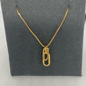 Gold Chain Necklace with Pendant